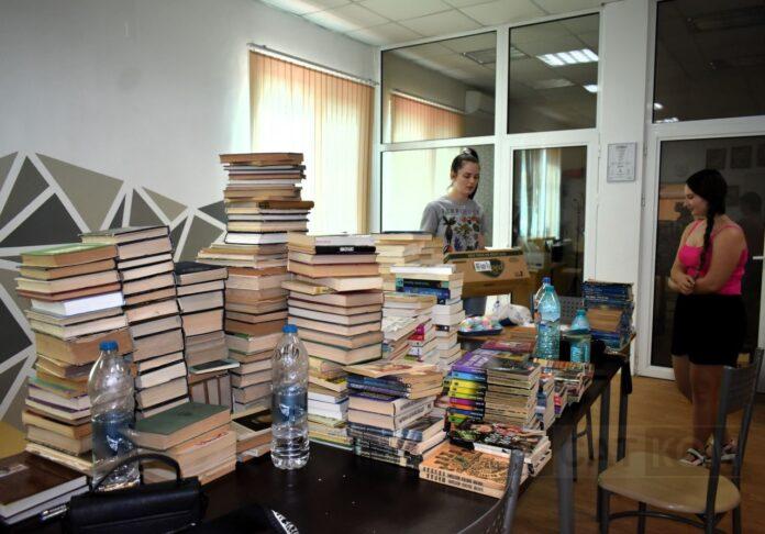 Кампанията Дарете книга, дарете знание2.1