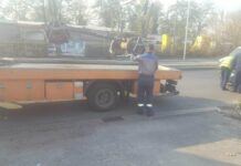 Общинска полиция засече каруца-нарушител на натоварено кръстовище