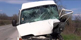 Тежка катастрофа преди село Долнослав