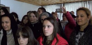 Деца от София, изучаващи вероучение, на поклонническо гостуване в Асеновград