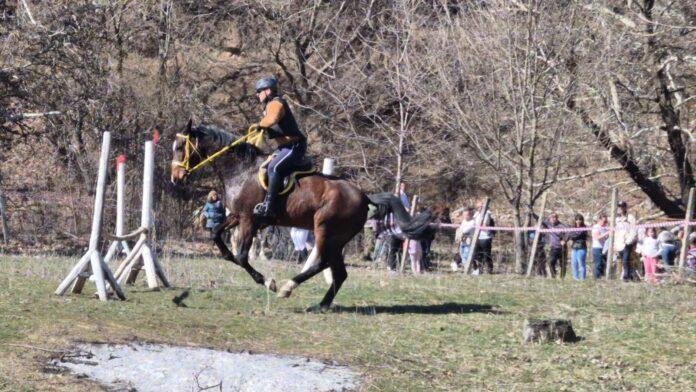 Конна езда на паркур1