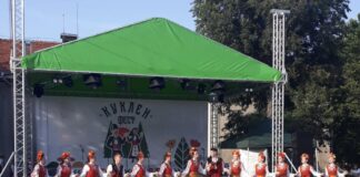 Първият ден от „Куклен фест – 2023“ зарадва присъстващите със забавна програма