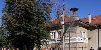 Куклен почете днес народните будители