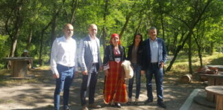 Хиляди участници и гости си дават среща в „Лаута“ на „Народен събор 2018“