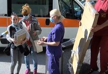 Още картини с анимационни герои подари Ирина от Асеновград, този път за ЦСМП в града