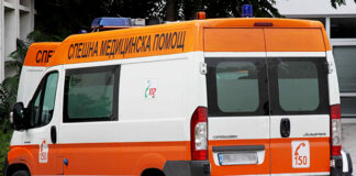 Трима възрастни пешеходци са били ранени при пътни инцидента вчера