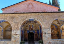 Първо богослужение в Мулдавския манастир „Св. Петка“ след пожара преди години