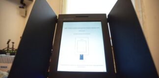 С една неработеща машина стартира изборният ден в асеновградско