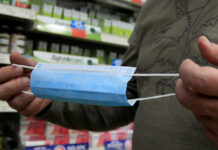 Ананиев отмени заповедта за задължителните маски