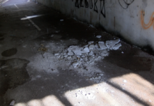 Падаща мазилка на подлеза до Новия пазар и напукана велоалея