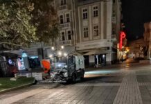 Мият Главната на Пловдив с шампоан