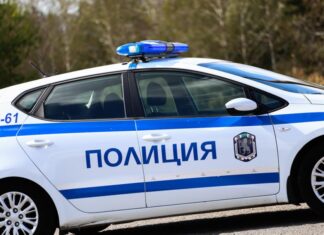 Временно спиране на картовите плащания на глоби в патрулните автомобили на „Пътна полиция“