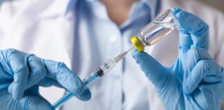 Имунизационна кампания срещу COVID-19 започва на 5-ти октомври