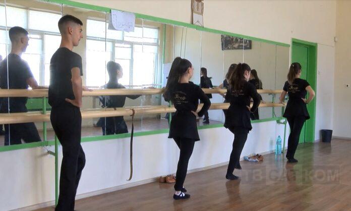 народни танци