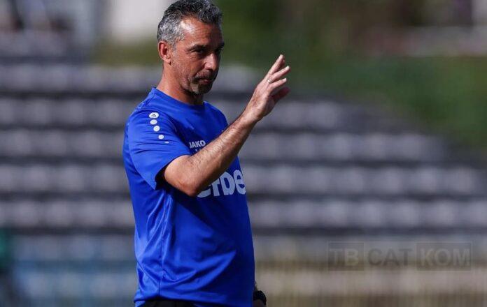 нов треньор