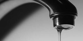 Спряха водата на кв. Изток заради авария