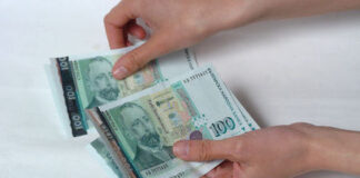 Минимум 700 лв. заплата за работещи висшисти, искат от КНСБ