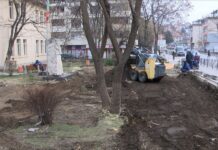 Обновяват пространството около паметника на Левски в Асеновград