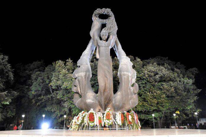 паметник Съединението