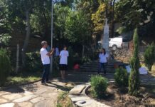 Облагородиха Войнишкия парк в Яврово