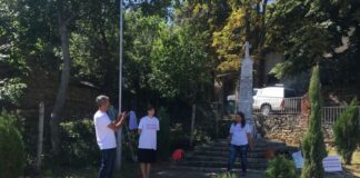 Облагородиха Войнишкия парк в Яврово