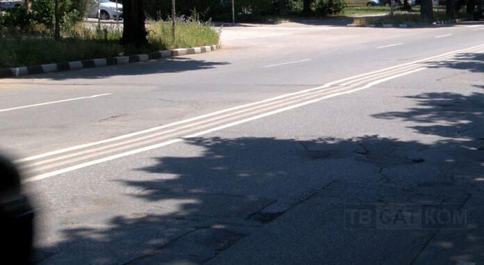 Пътна маркировка на улица Васил Левски