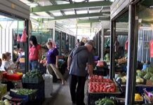 Затварят пазарите в страната, ще работят само от 13 до 15 април