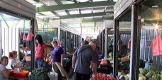 Намалял поток купувачи от общинския пазар отчитат продавачите там