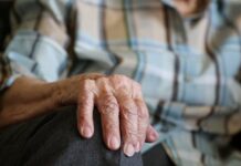 Важно за пенсионерите, ваксинирани срещу COVID-19 в чужбина