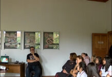 Основателят на „Найтуиш” Пламен Димов на открит урок с асеновградски деца