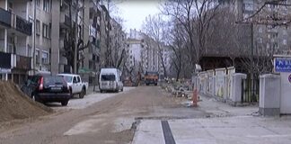 Периодично преместване на пожарните коли наложи работата по водния цикъл