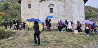 Асеновград отбеляза Световния ден на ходенето с планински поход, въпреки дъжда