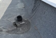 Проверка показа, че хидроизолацията на покрива на зала „Асеновец” е компрометирана