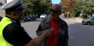 Акция на полицията и Общината в Асеновград в Деня без загинали на пътя полицай и пешеходец