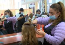 Актуални модни прически показаха в ПГ„Патриарх Евтимий“