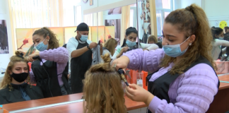 Актуални модни прически показаха в ПГ„Патриарх Евтимий“