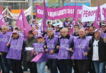 Поне 700 лева стартова заплата за млад висшист, който работи по специалността си