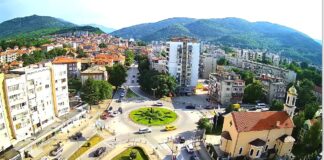 Водач на автомобил причини ПТП и избяга