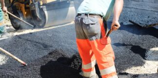 Стартираха ремонтните дейности на улици в общината