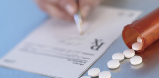 От 1 май няма да отпадне бялата хартиена рецепта