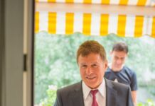 Росен Чаталбашев стана „Почетен гражданин на Асеновград“