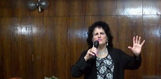 Рецитал по повод Деня на народните будители подари на асеновградчани Виктория Стефанова