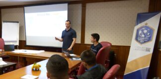 С обучителен семинар за треньори стартира детският футболен турнир „Leo Cup“