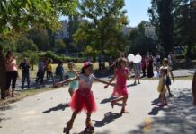 С игри и забавления участниците в „Шарена ваканция” изпращат лятото