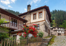 Заря край Широка лъка, ограничават движението в района