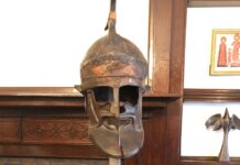 Върнаха на страната ни древен шлем с български произход