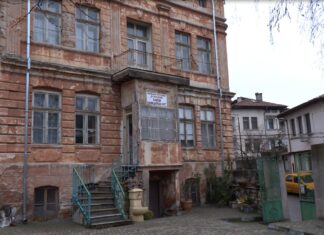 „Когато празниците ни идват в повече“