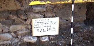 Проучват откритата при работа по Водния цикъл средновековна крепостна стена