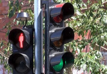 Търсят кой да поддържа уличното осветление и светофарите в Асеновград поддръжка