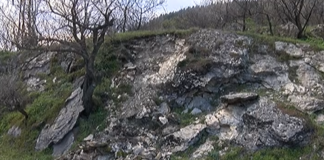 Утре ще почистят падналите камъни по пътното платно над Асеновата крепост